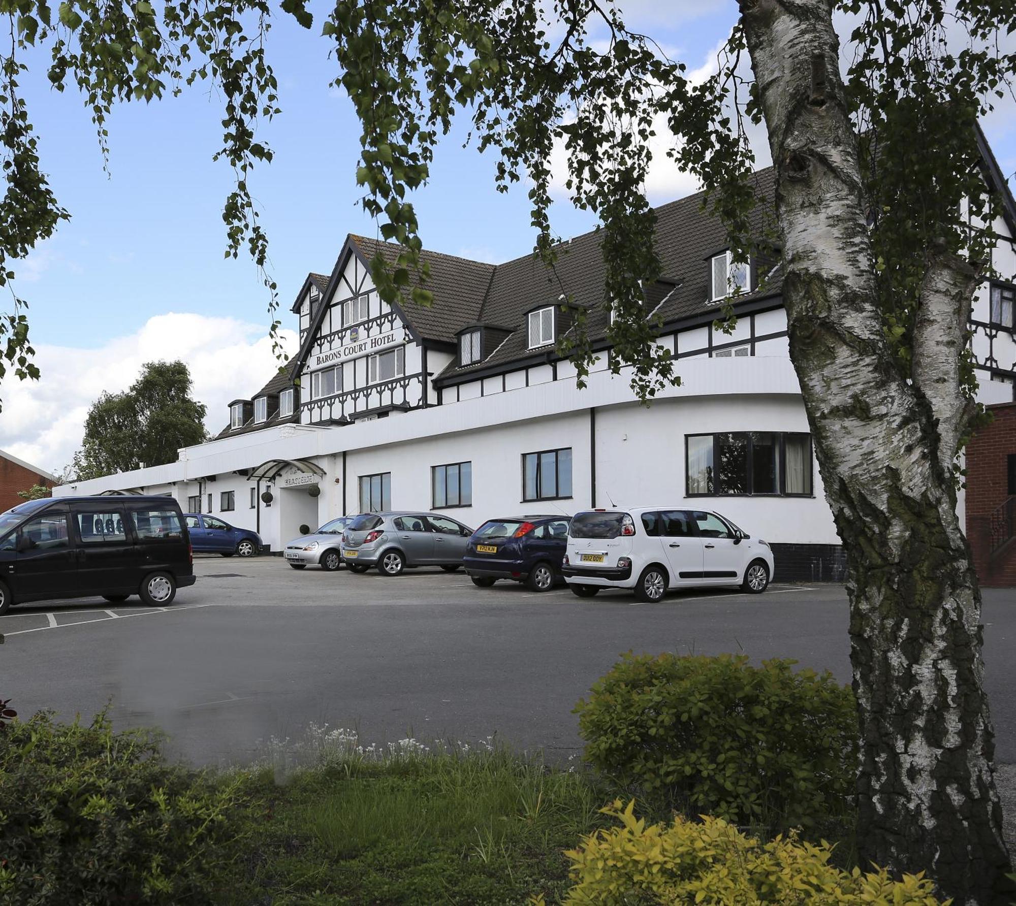 Barons Court Hotel Walsall Exterior photo